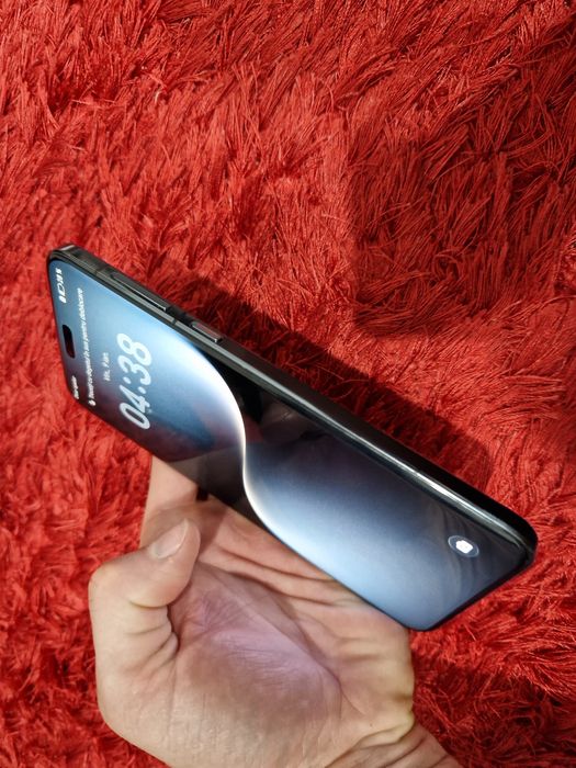 -Honor Magic 7Pro, 512Gb, 12Ram Black stare foarte buna impecabil poze reale doar telefonul nici o restrictie
-Am mai multe anunturi pe asest