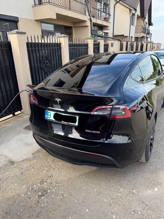 Tesla Model Y Performance