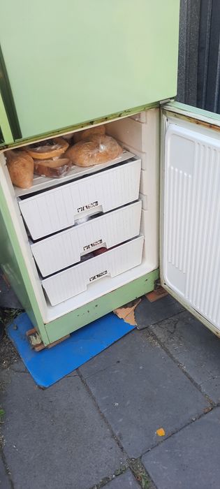 Продам холодильник рабочий