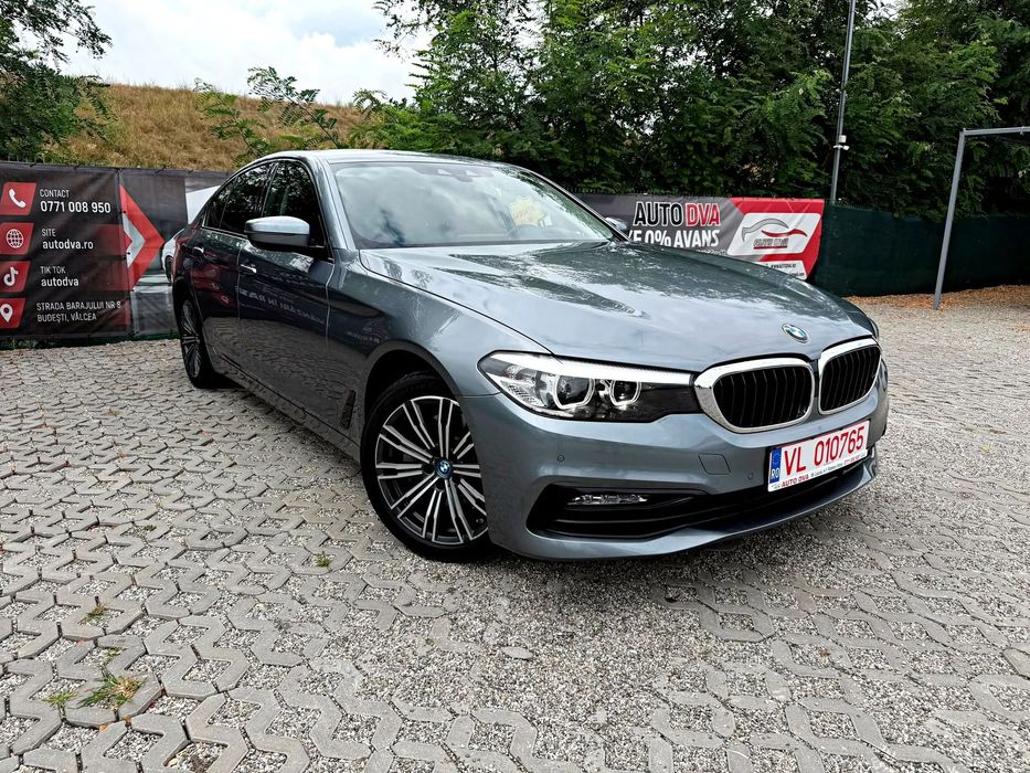 BMW Seria 5 BMW 530i Sport Line 252 CP  Automată  Head-Up Display  Cameră