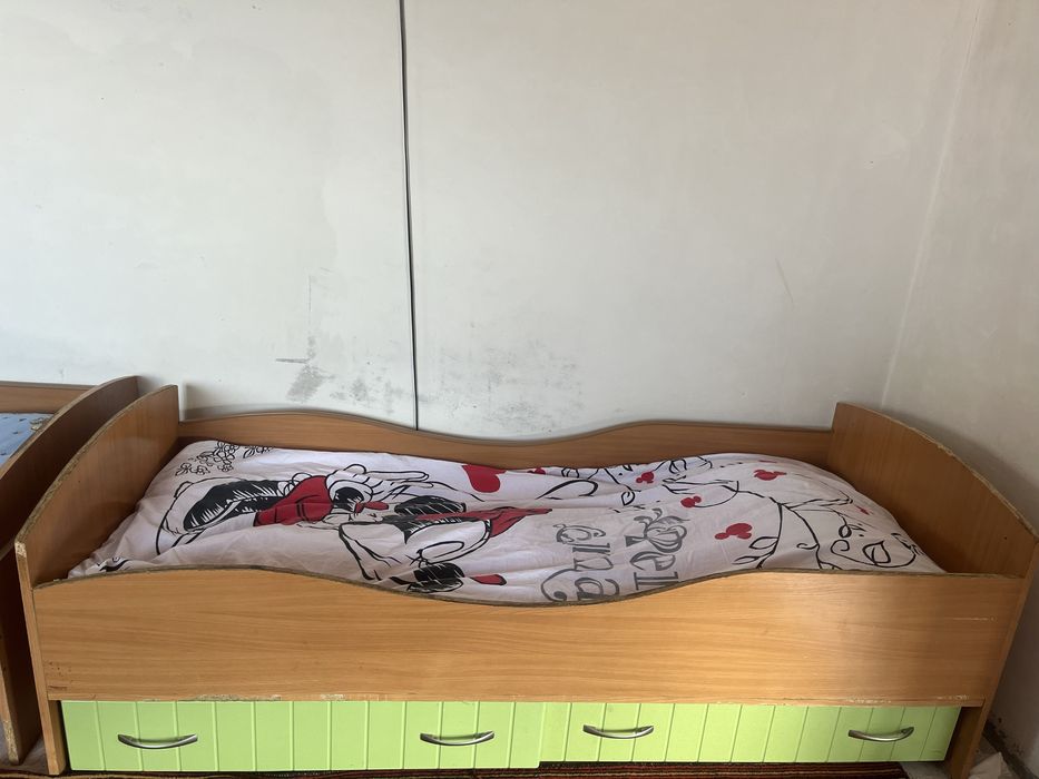 Детские кроватки