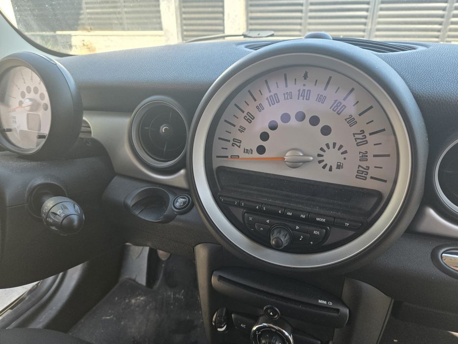 MINI One R56 | 1.6 Benzină | 2013/2014 | Pachet Salt II | Încălzire Scaune & Senzori Parcare