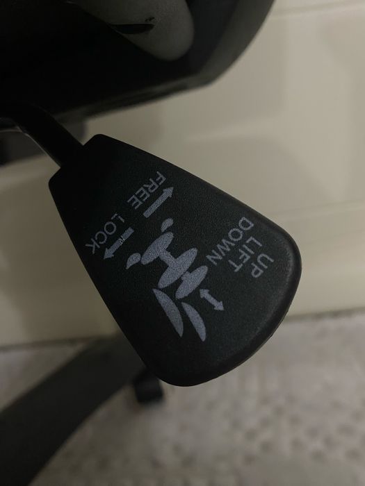 Классическое компьютерное кресло