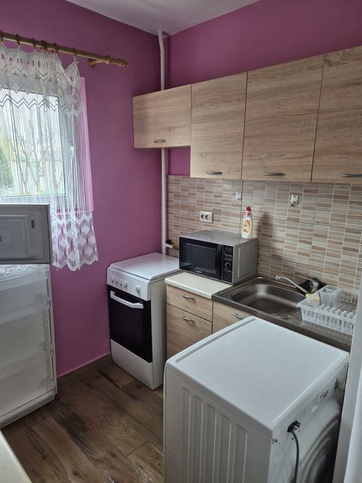 Închiriez ap.1 cameră zonă centrală