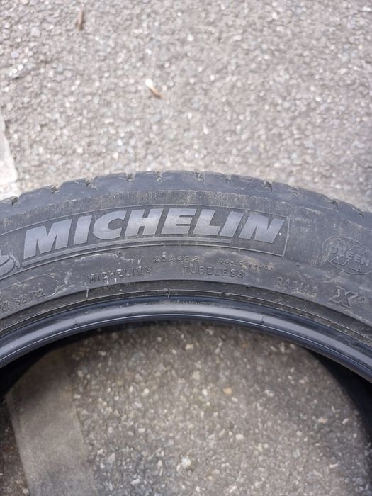 Vand 4 anvelope Michelin, stare buna
