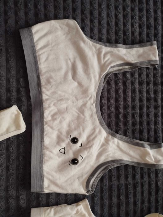 Топики на девочку 6-9лет. Новые.