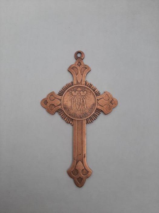 Продам антикварный крест