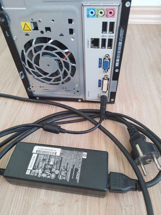 Kомпютър HP 110-320fb, HDD 320GB, 8 GB RAM