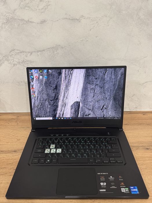 Продам ноутбук игровой