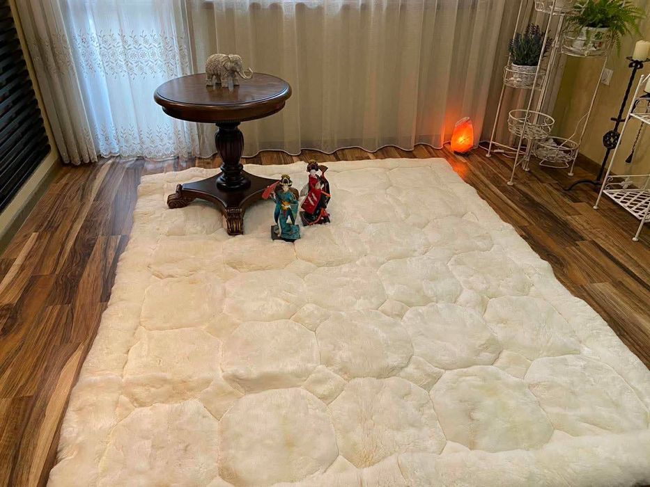 Килим от Алпака. Естествена кожа