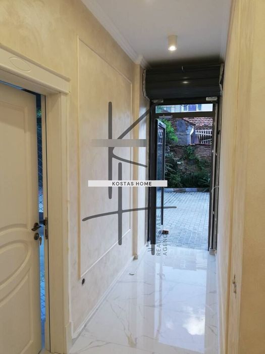 Продава се Офис в Варна, Център - 70 кв.м за 2332 €/кв.м - Снимка #3