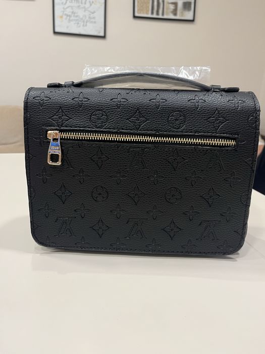 Дамска чанта Louis Vuitton