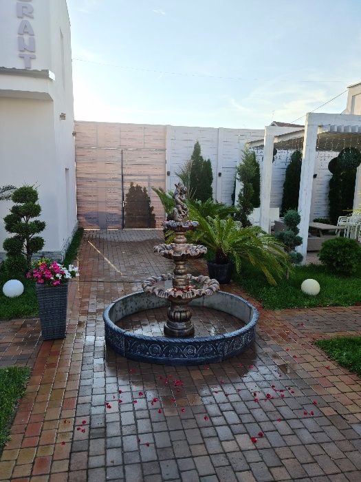 Fantana arteziana.F34.fantana beton,ornament gradina,fantana