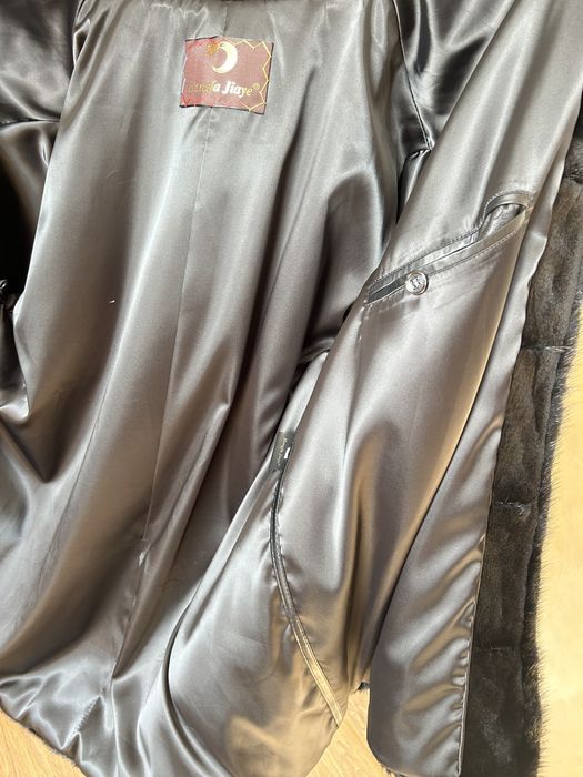 Новый шуба сатылады.