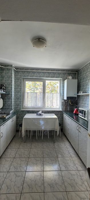 De Vanzare Apartament 4Camere Exercitiu Sup 80 mp Etaj 3/4 loc de parcare 125.000€