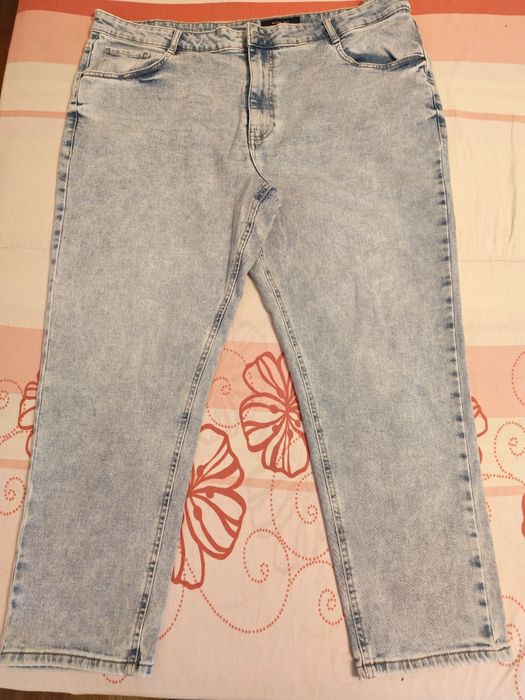 Blugi 54 foarte mari, XXXL ca noi, elastici