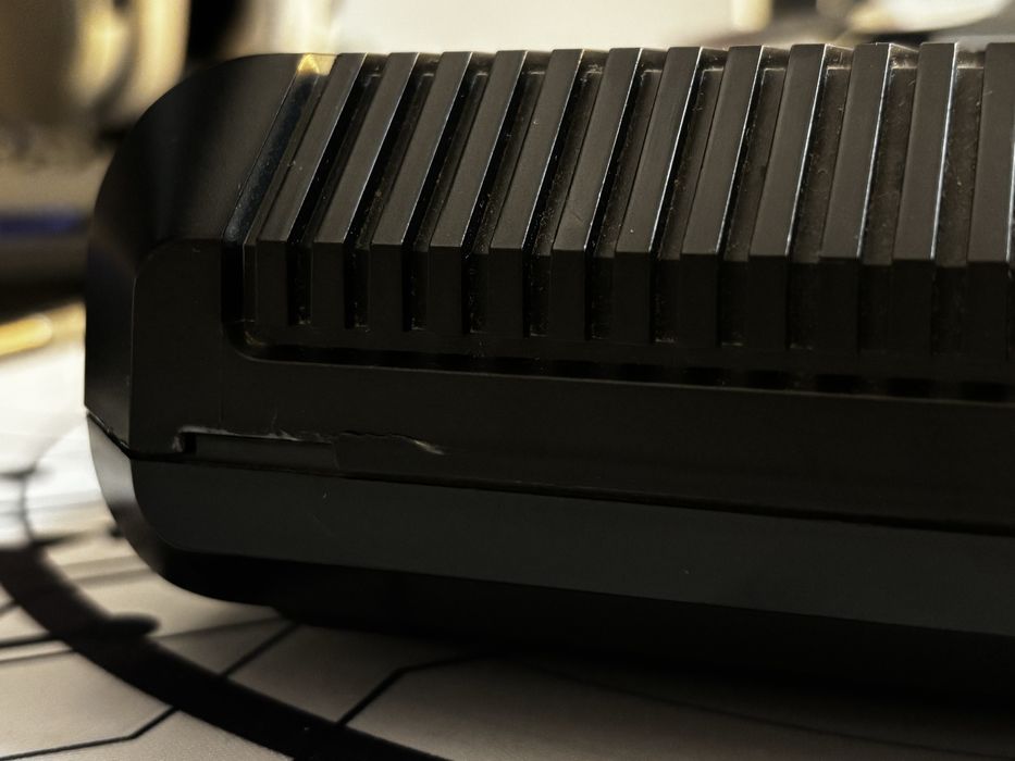 Sega Mega Drive Complet (Alimentator, Cablu Video, Controller si Joc Super HangOn