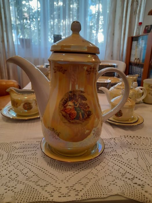 Set vesela / Serviciu de masa si ceai/cafea MADONNA pentru 12 persoane