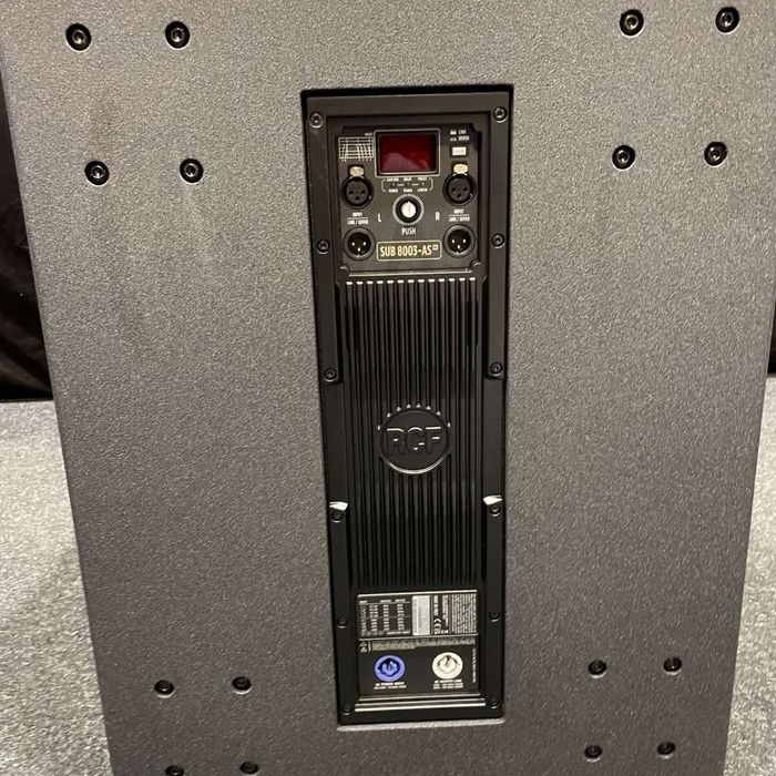 Basi activi RCF SUB 8003 MK3