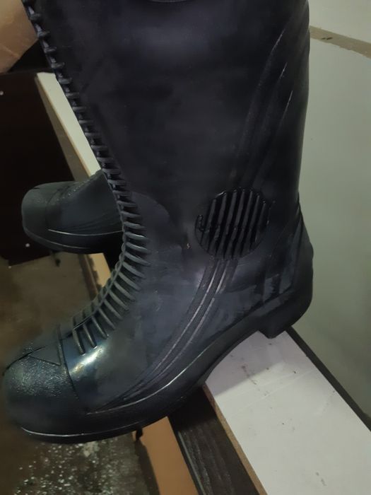 Резиновые сапоги спец обувь