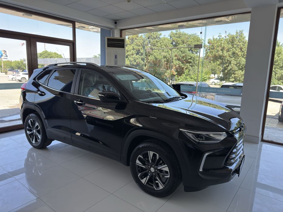 Продается Tracker Premier 2023