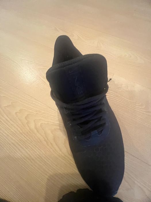 Маратонки Nike номер 42.5