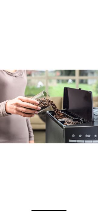 Espressor automat Delonghi Magnifica ESAM 300.B