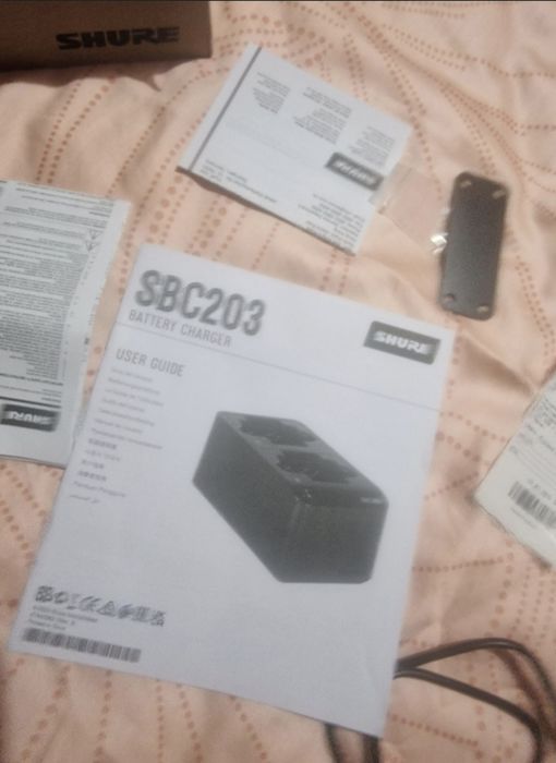 Зарядно с батерия за Микрофон Шур