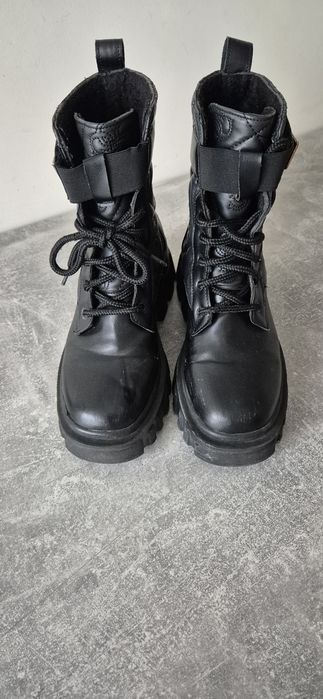 Боти Guess, размер 38