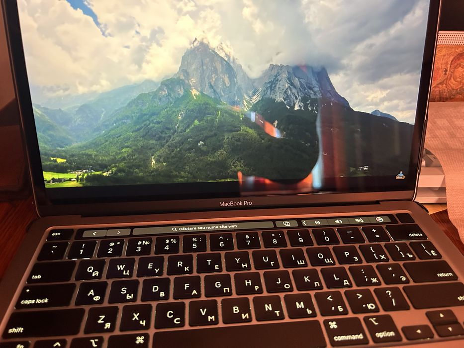 macbook pro 13 m1 - Laptopuri oferte online | OLX.ro