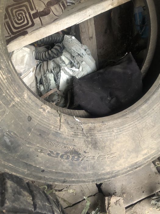 продам грузовой резина б/у