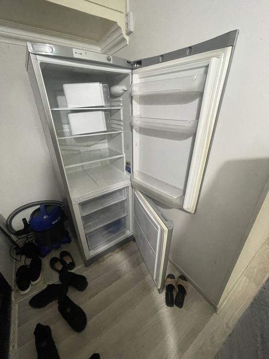 Продается холодильник