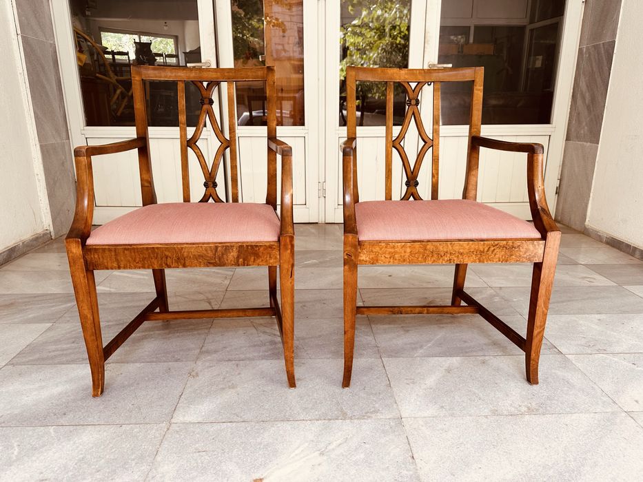 Елегантни арт деко кресла с характер – винтидж стил и масивна изработка