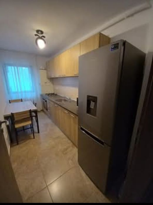 Inchiriez apartament 3 camere Militari Residence