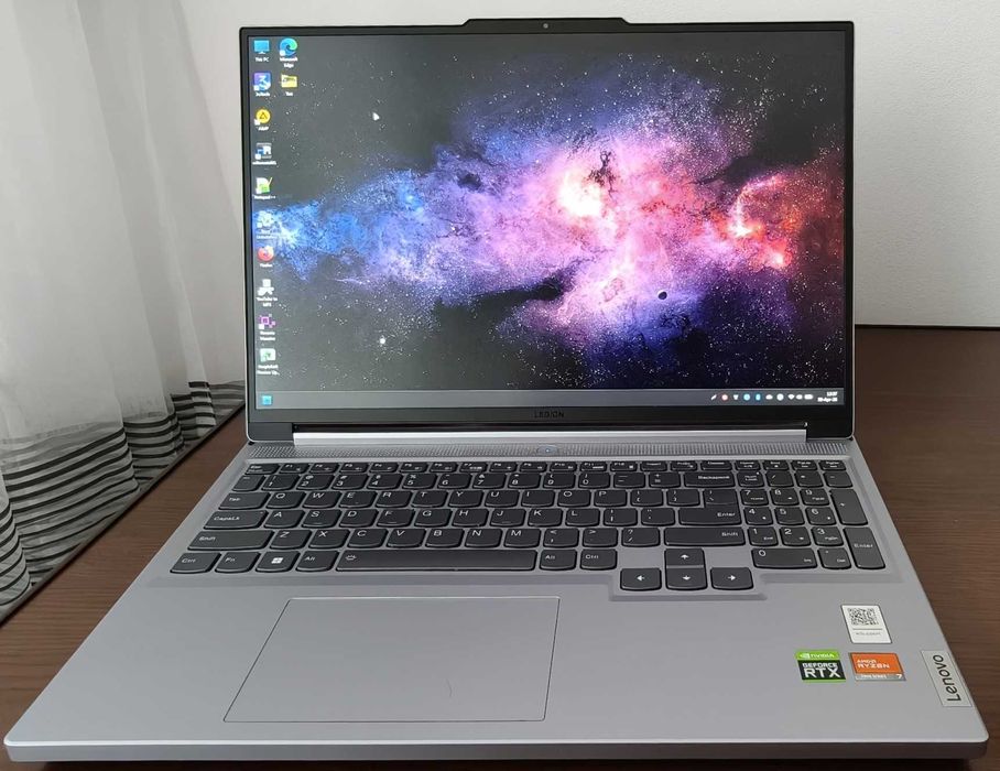 Lenovo Legion Slim 5 16APH8 7840H + 32GB RAM + 1TB SSD + NVIDIA GeForce RTX 4070 + Garantie eMAG OCT 2026