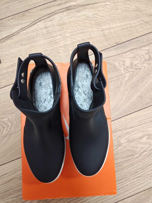 Летни боти Mel by Melissa