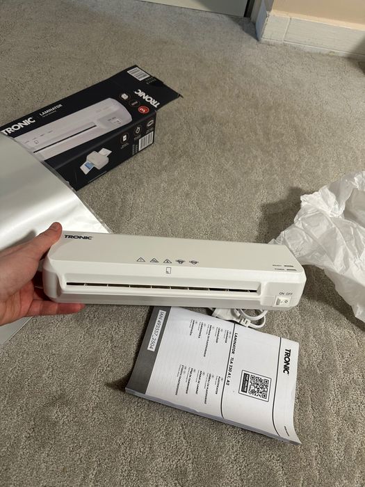 Aparat laminat foi nou, laminator