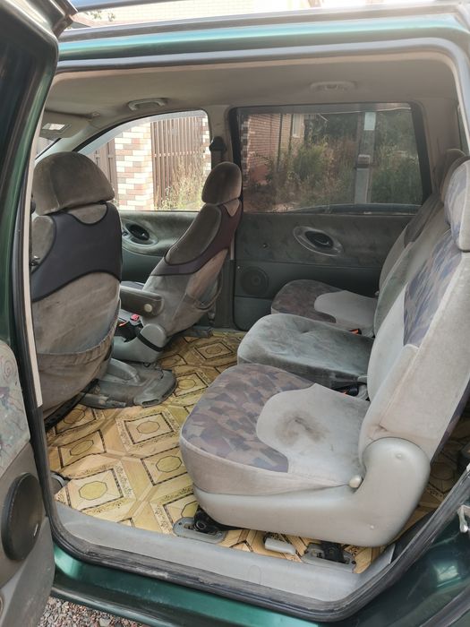 Продам Seat Alhambra