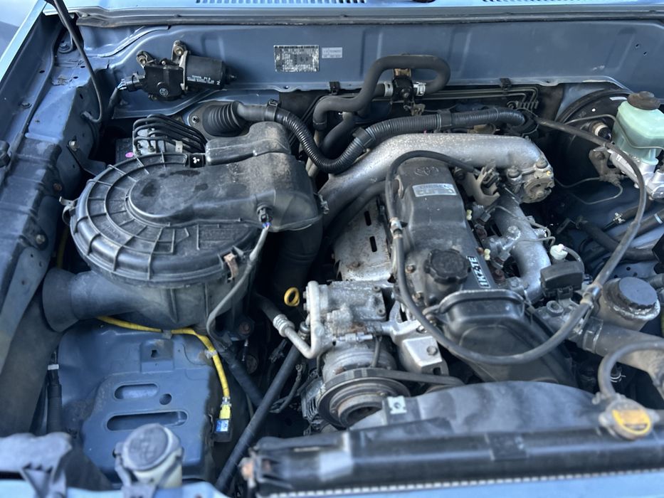 Toyota Land Cruiser J90 / Autoutilitara/5 locuri/Clima