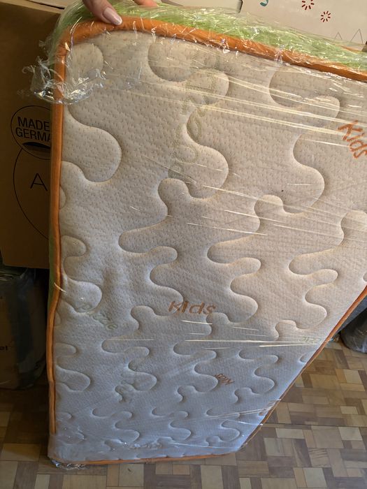 Продавам бебешки матрак Pierre Cardin Baby Puzzle – 60×120 см