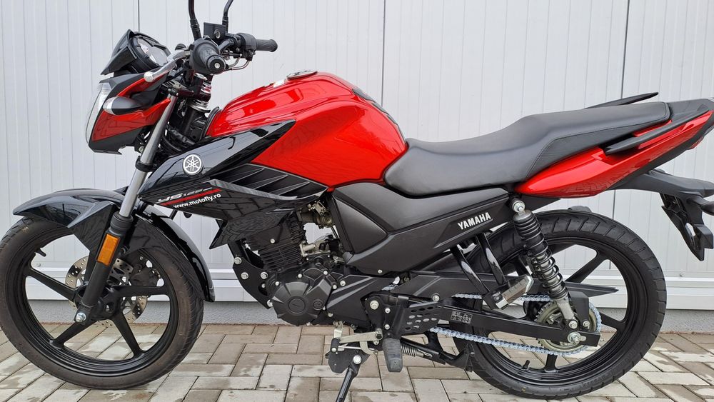 MotoFly Ploiesti vinde Yamaha Ys125 categ A1