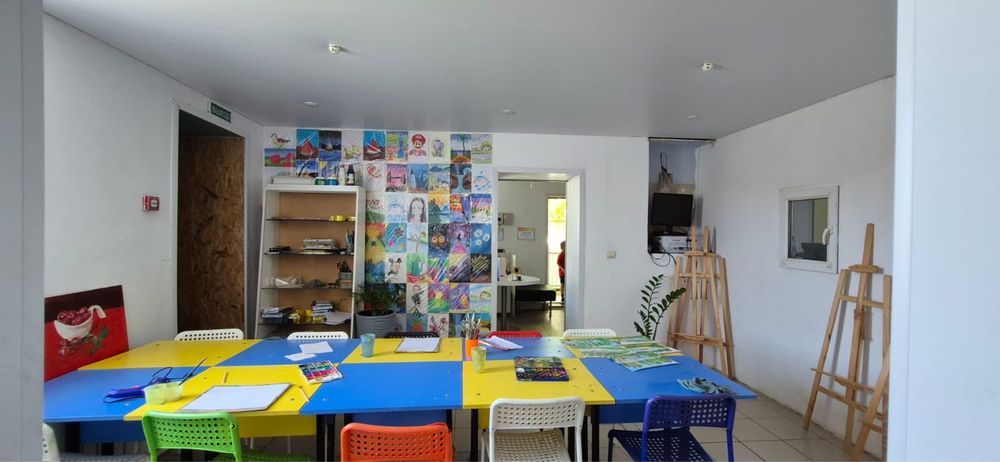 Здание, комерческое помещение