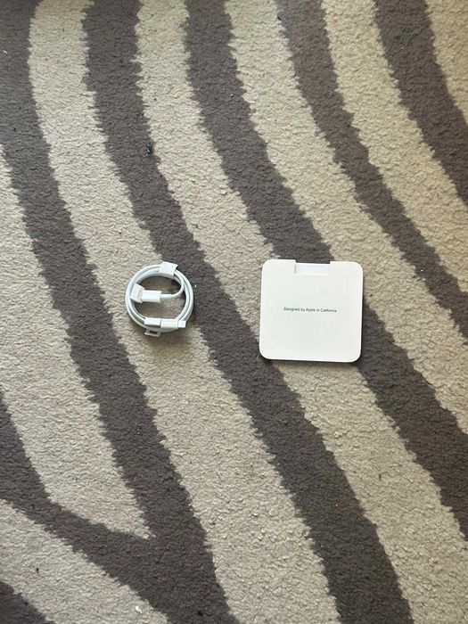 Apple AirPods Pro 2, отлично състояние, с кутия