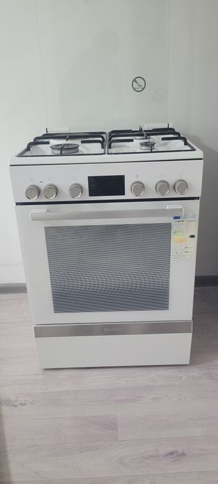 Газовая плита+ электрическая  комбинированная