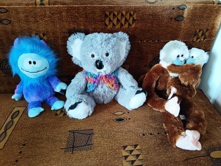 Лот от плюшени играчки