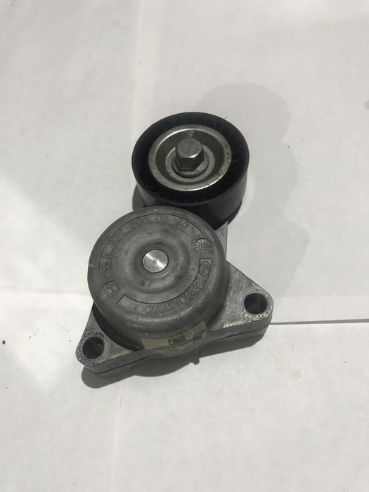 Мерседес ролики, натяжители ремня