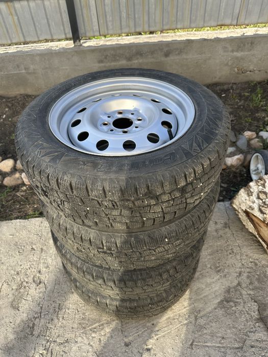 R14 штампованные диски с резиной