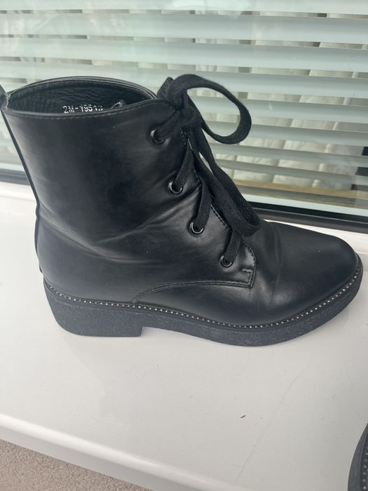 Боти черни 36 номер