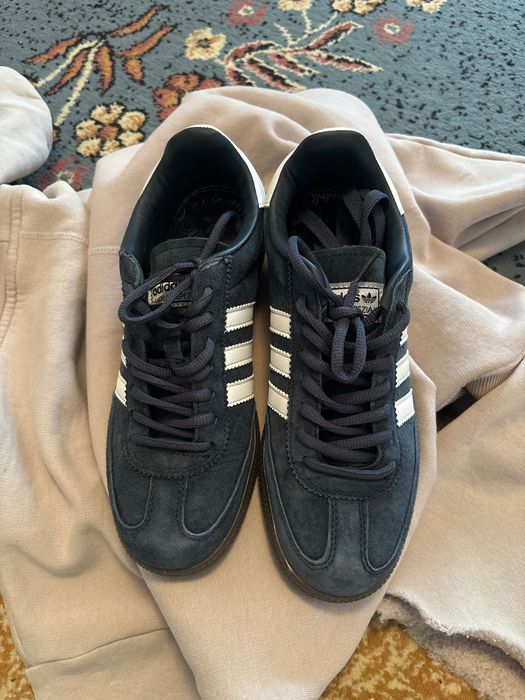 Кроссовки adidas