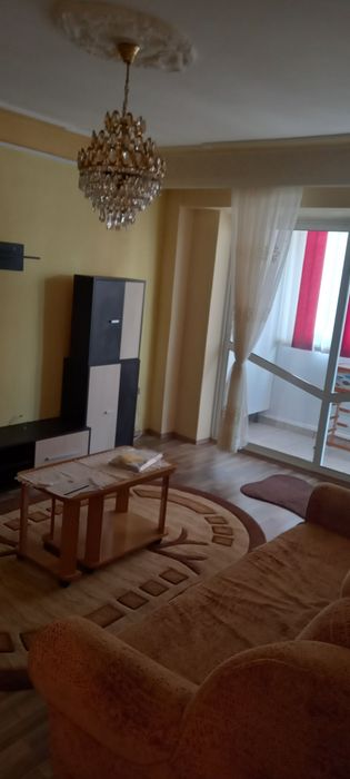 Închiriez apartament cu două camere